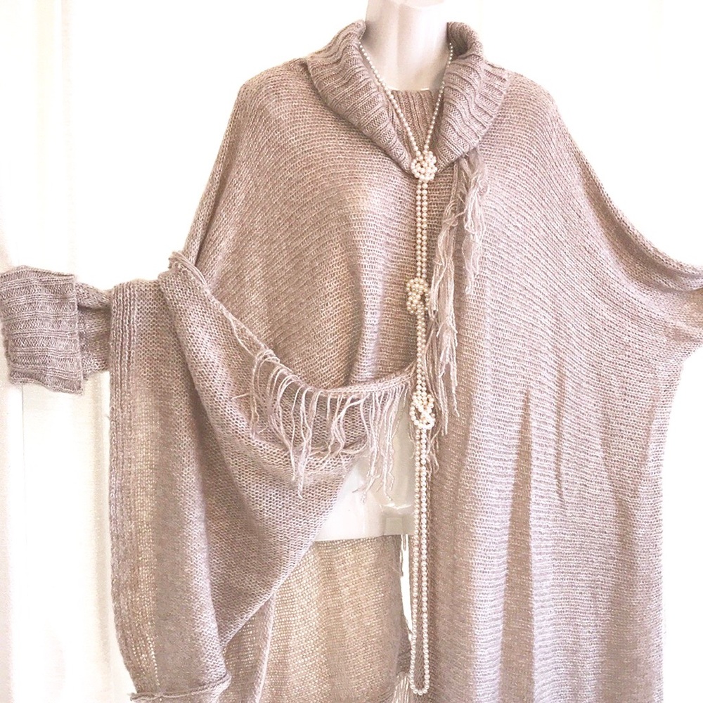 NWT BOHO Fringe Lagenlook Sweater Poncho